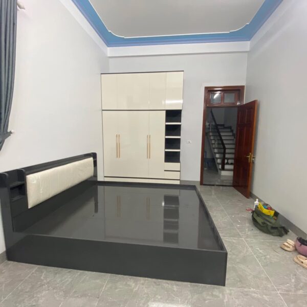 Giường Ngủ Gỗ Màu Xanh Đen