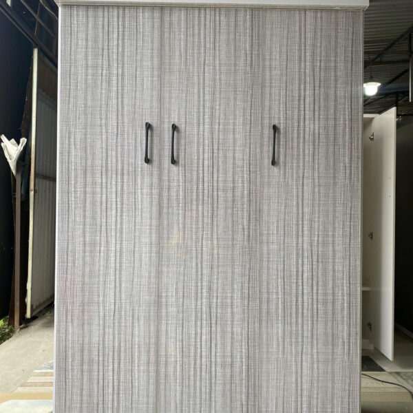 Tủ nhựa đài loan 3 cánh