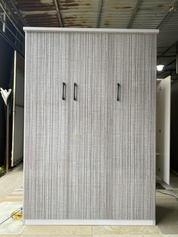 Tủ nhựa đài loan 3 cánh