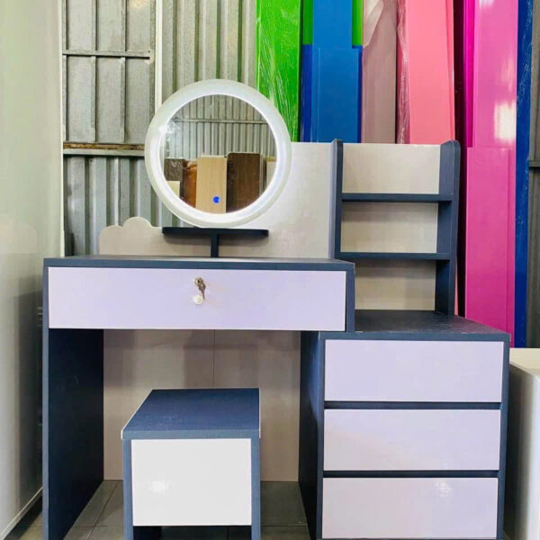 Bàn trang điểm ecoplast cao cấp